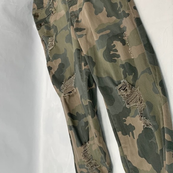 Camo Overalls Stretch Jump Suit Bibs Distressed Outdoor Country Size 4 - Picture 9 of 14